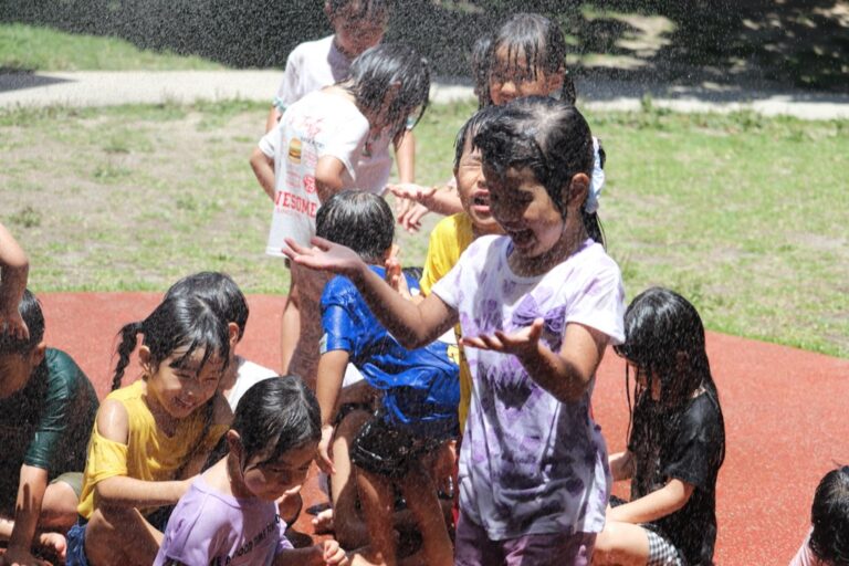 水あそび、最高！【わかたけ北】の写真